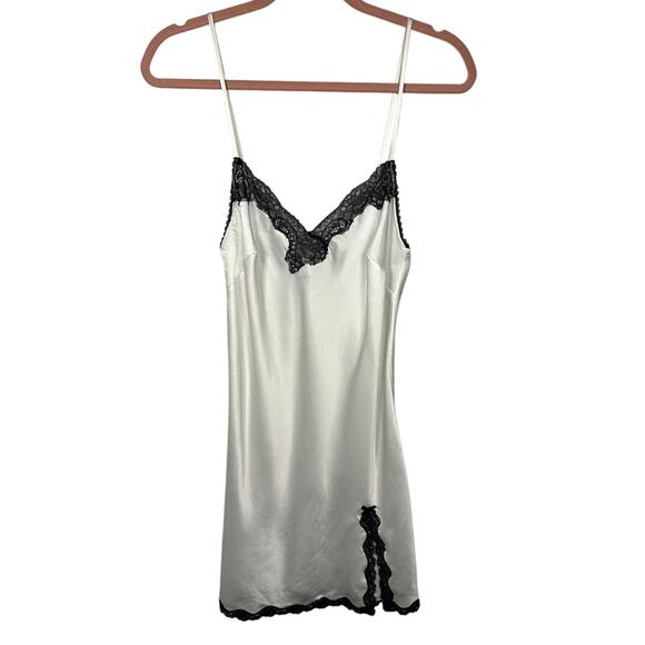 Victoria's Secret Other - Victoria's Secret White & Black Satin Lace Chemise Women's Medium